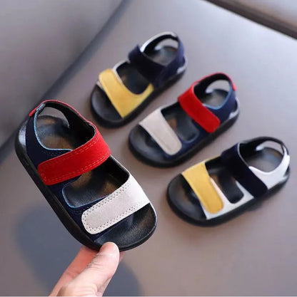 Kids Sandals Summer Fashion Boys Beach Sandals Non-slip First Walkers  ( Available )