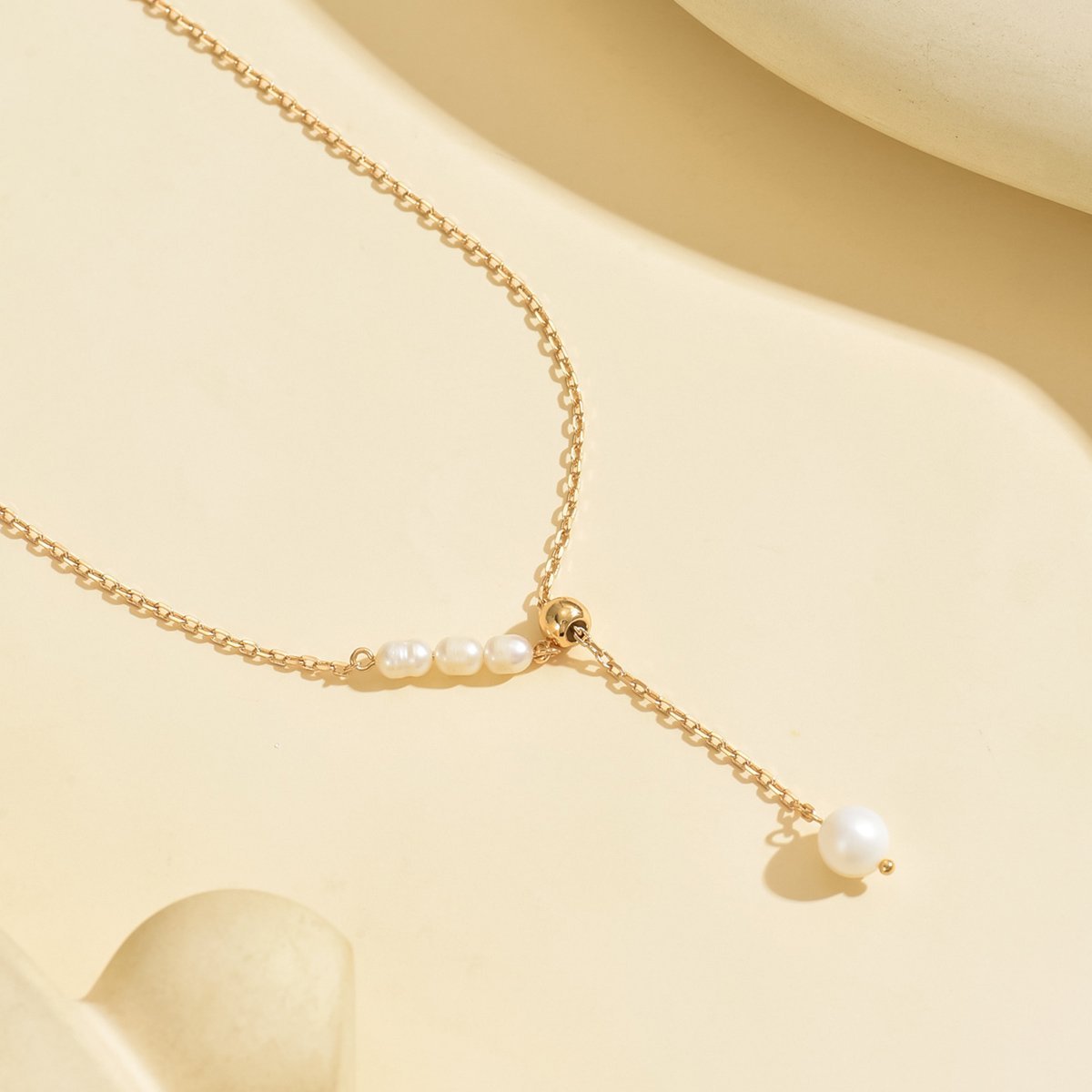 Elegant Gold-Tone Pearl Drop Necklace - Stylish  And Lightweight Jewelry For Young Women (Available)