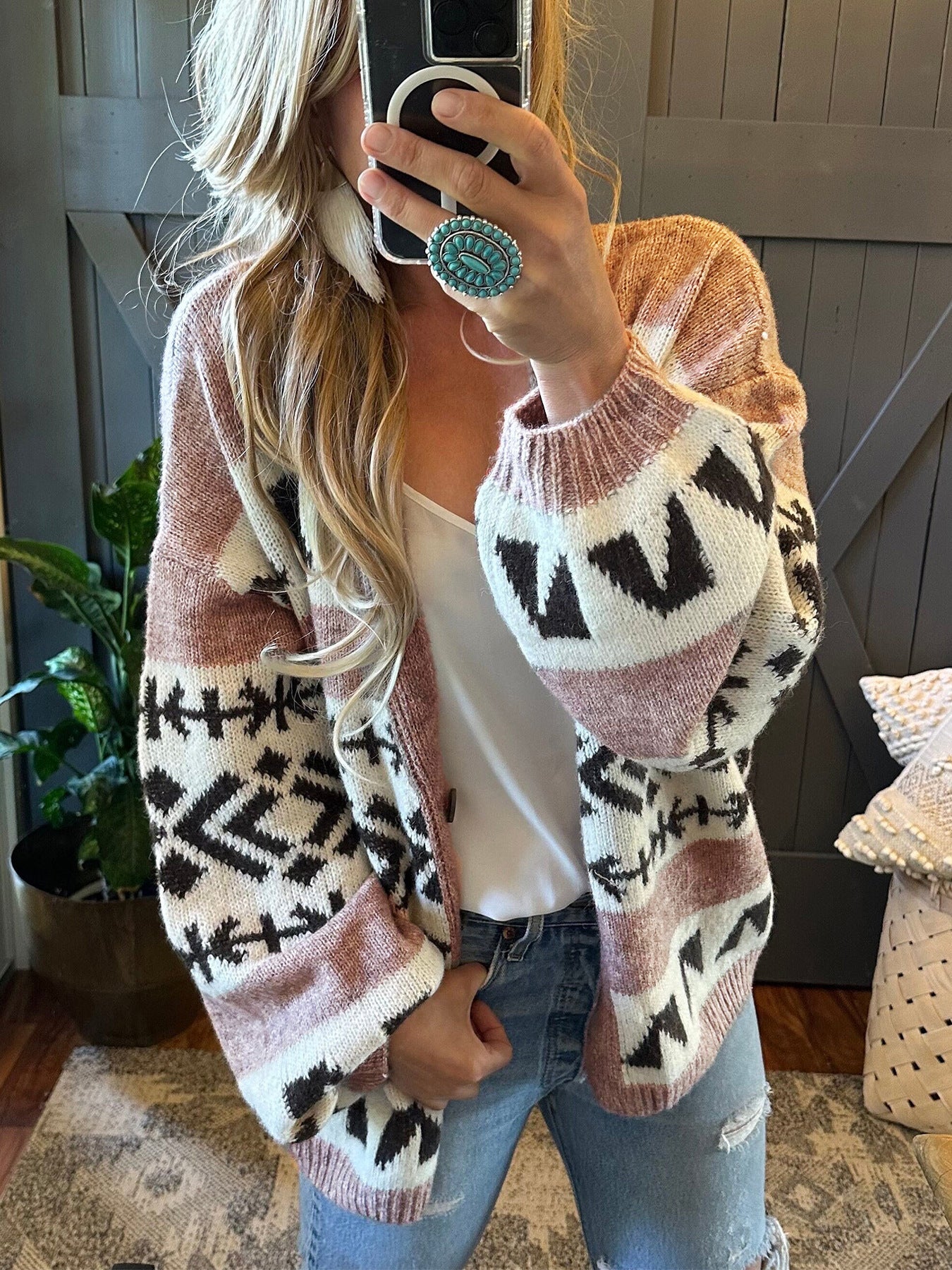 Loose And Lazy Style Jacquard Contrast Color Outerwear Knitted Cardigan Sweater