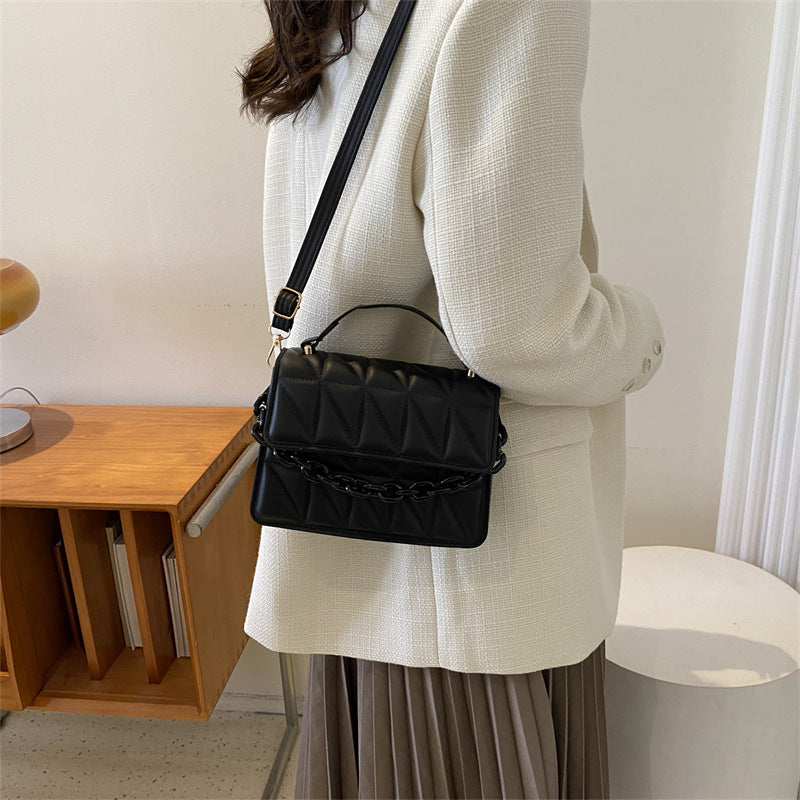 Casual Design Retro Handheld Small Square Bag Women's Bag 2024 Autumn and Winter New Chain Bag Single Shoulder Crossbody…