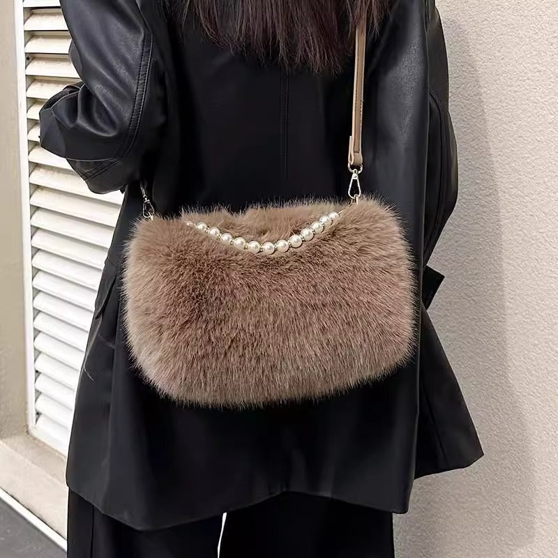 Western and Versatile Furry Bag for Women 2024 New Autumn and Winter Fashion Plush Bag Niche High-end Casual Shoulder Bag…