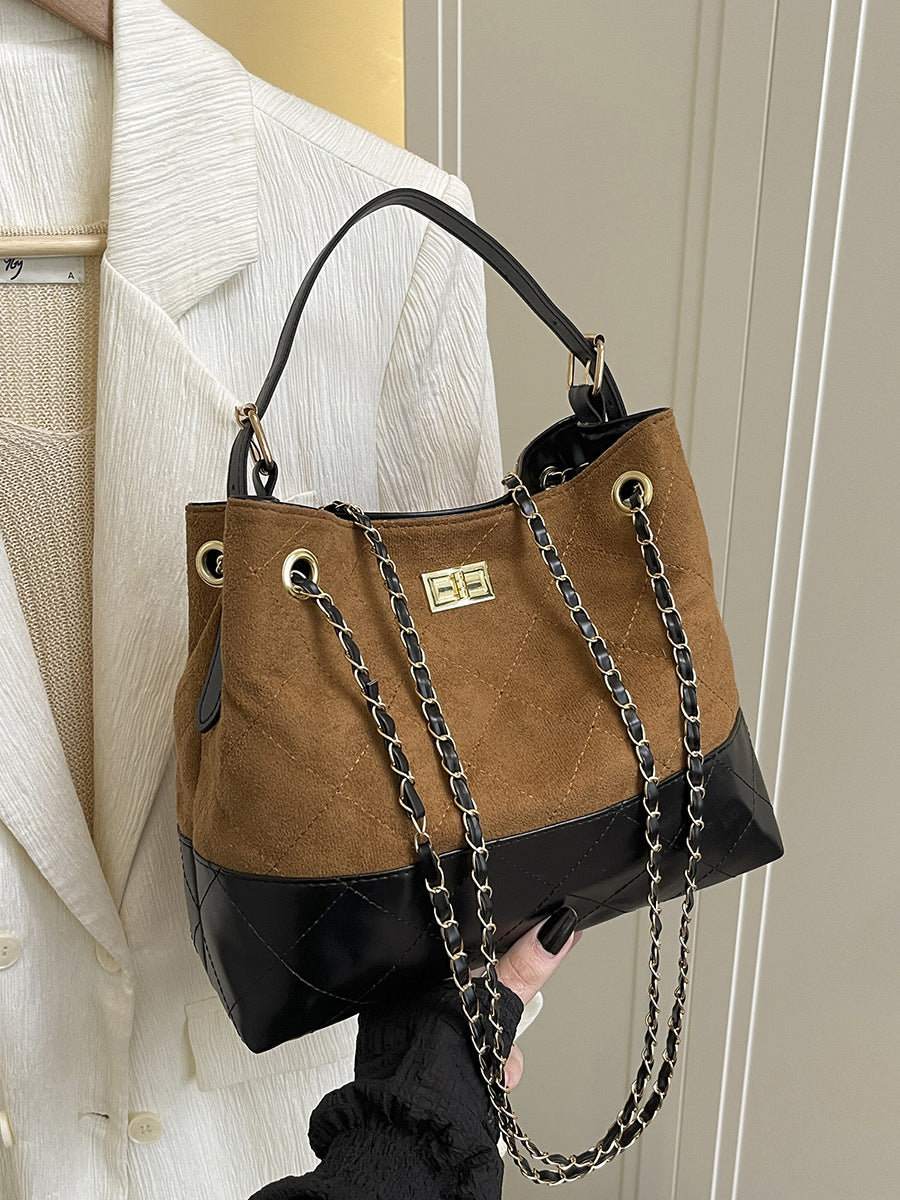 Niche Design Women's Bag Large Capacity Fashionable Portable Tote Bag Autumn and Winter New Korean Style Retro Armpit Bag…