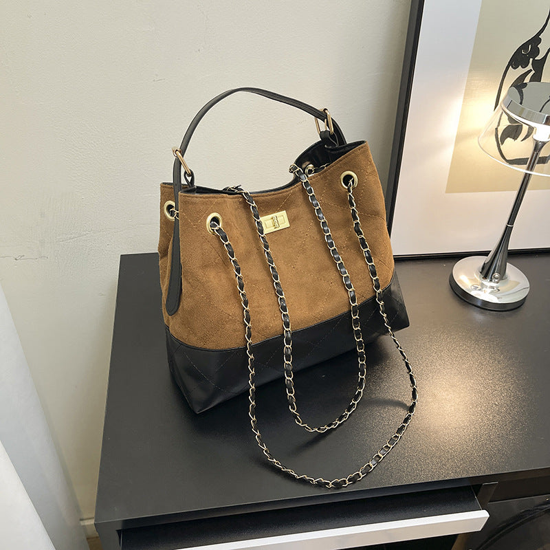 Niche Design Women's Bag Large Capacity Fashionable Portable Tote Bag Autumn and Winter New Korean Style Retro Armpit Bag…