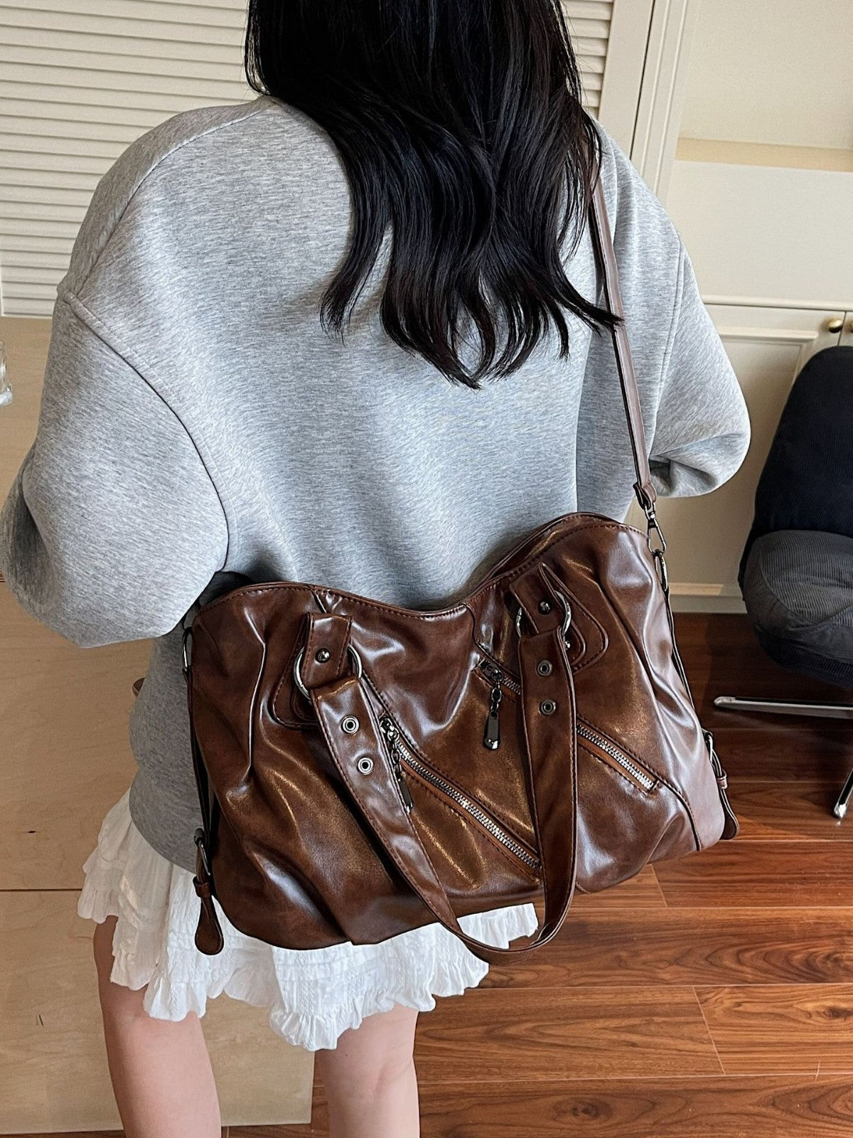 Large-Capacity Bag 2025 New Single Shoulder Crossbody Business Trip Luggage Bag Women's Casual Retro Versatile Satchel…