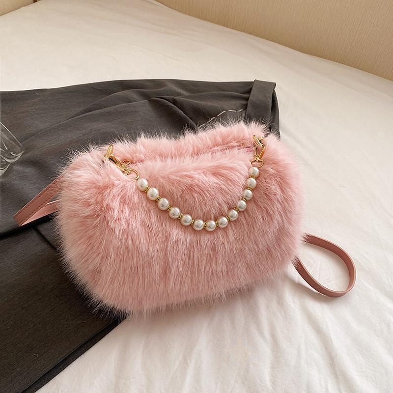 Western and Versatile Furry Bag for Women 2024 New Autumn and Winter Fashion Plush Bag Niche High-end Casual Shoulder Bag…