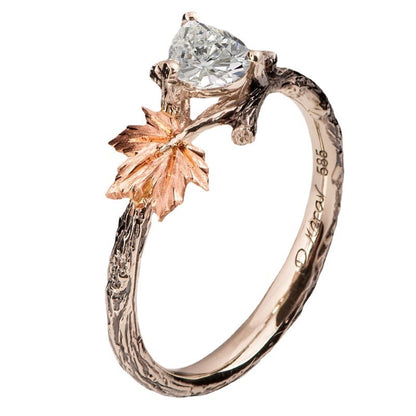 18K White Zircon Fashion Ring