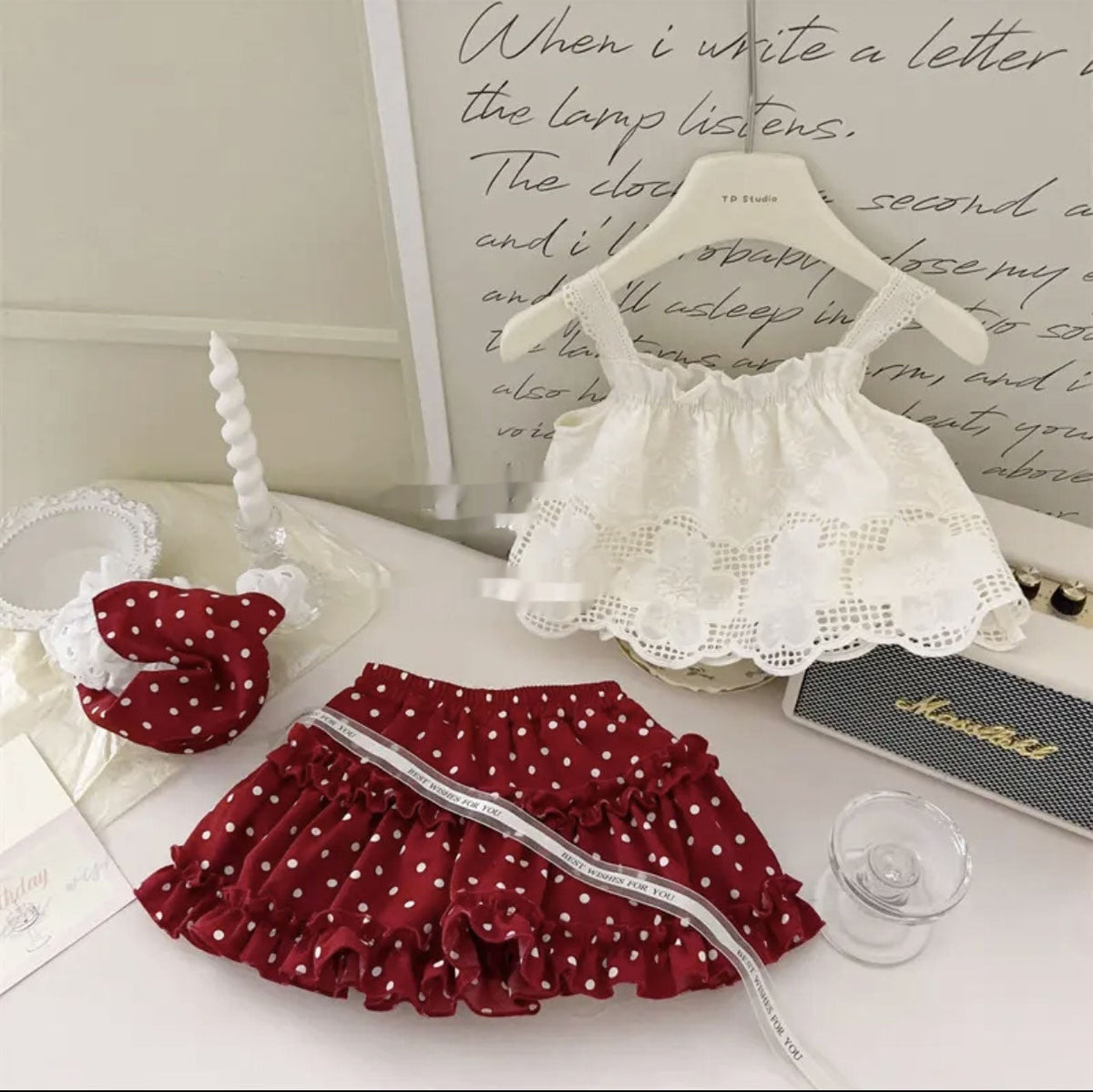 Children's Bow Knitted Vest Top Bud Skirt Two-piece Set (Available)