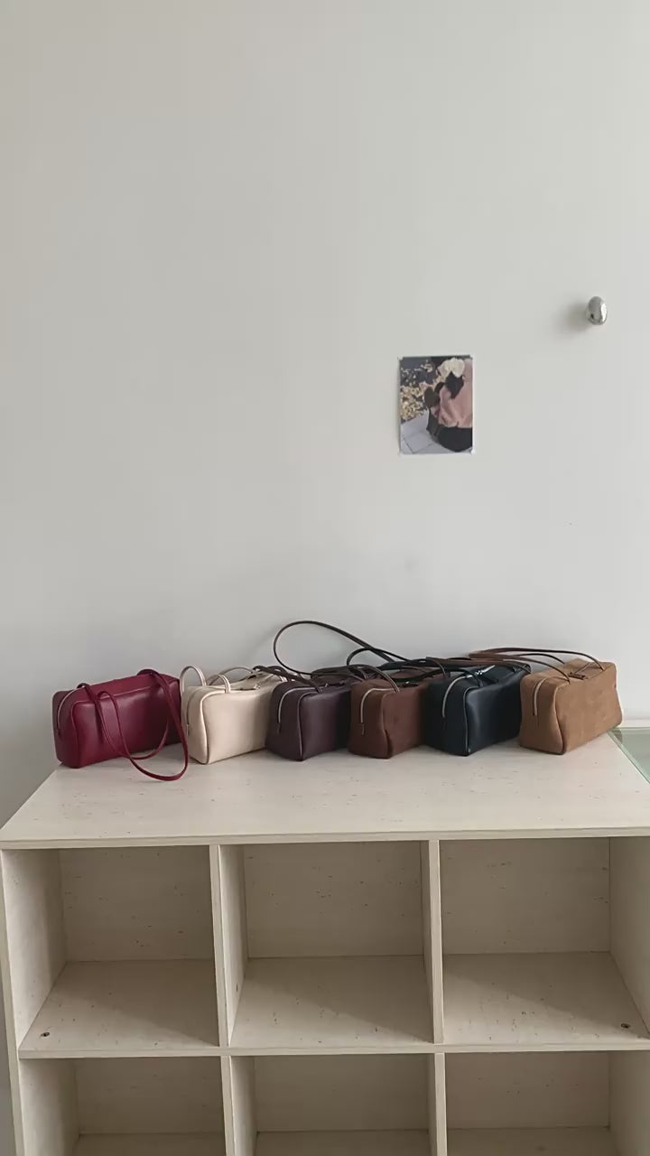 Women's Soft Leather Boston Bowling Bag 2026 Fall/Winter The Row Style Commuting Shoulder Bag Fashionable Versatile Underarm Bag video 1
