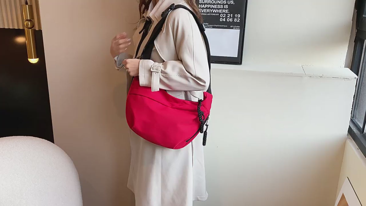 Waterproof Oxford Cloth Large-Capacity Dumpling Bag Crossbody Bag Women's Niche New Versatile Casual Dynamic Shoulder Bag Trend video 1
