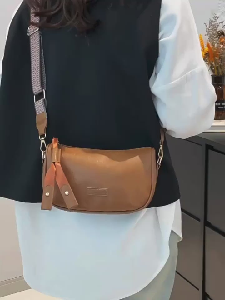 This Year's Popular Boston Bag Autumn and Winter Retro 2025 New Wideband Crossbody Bag Women's Versatile Small Bag Pillow Bag video 1